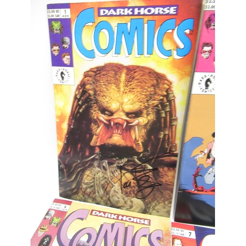 296 - Large collection of Mixed Dark Horse Comics inc. a Signed Dark Horse Comics#1, Dark Horse Presents, ... 