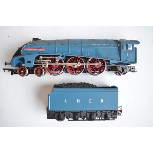 536 - Three OO gauge Class 4 electric train models to include Bachmann 31-954 60009 Sir Nigel Gresley in B... 