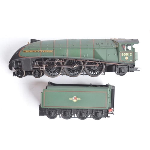 543 - Hornby OO gauge limited edition DCC Ready Commonwealth Collection R2825 Class A4 60012 Commonwealth ... 