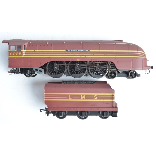 548 - Hornby OO gauge Super Detail R2179 Coronation Class LMS 6225 Duchess Of Gloucester electric train mo... 