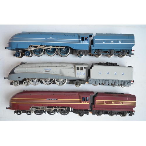 555 - Three Hornby OO gauge electric train models to include 2x LMS Coronation Class locos, 6220 Coronatio... 