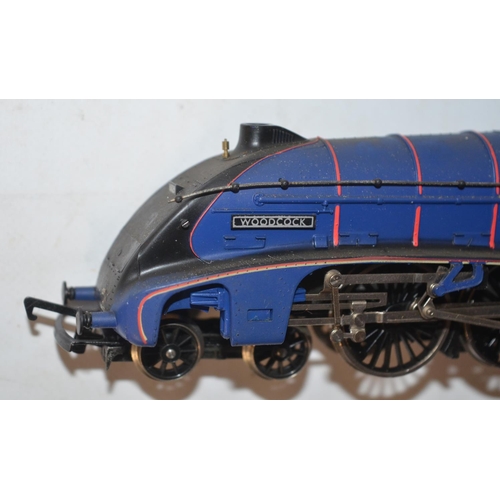 556 - 4x OO gauge electric train models, all damaged/in need of repair to include presentation boxed limit... 