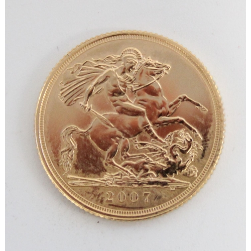 357 - ERII 2007 gold sovereign