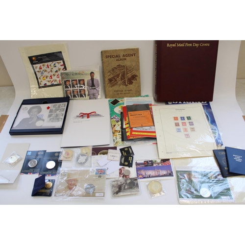 316 - Royal Mail Mint Collectors pack 1991, 1840 penny black, folder of FDCs, selection of other stamps an... 