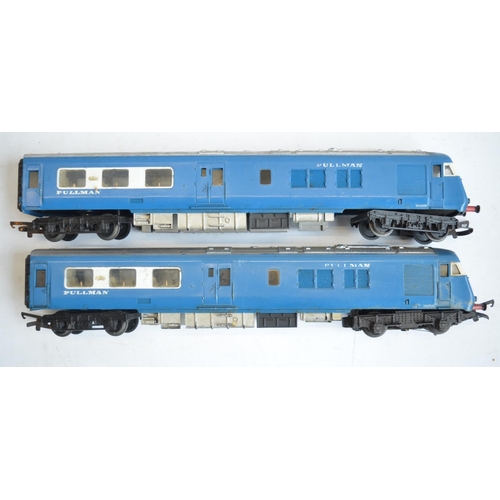 568 - Collection of OO gauge Hornby railway carriages to include 6 boxed LNER teak carriages and 6 boxed L... 