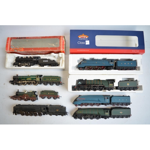 560 - Collection of previously run OO gauge electric steam train models to include Bachmann 31-952 Class A... 