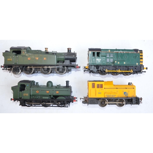 561 - Collection of OO gauge tank engines and diesel shunters to include Bachmann 32-200K Stephenson Clark... 