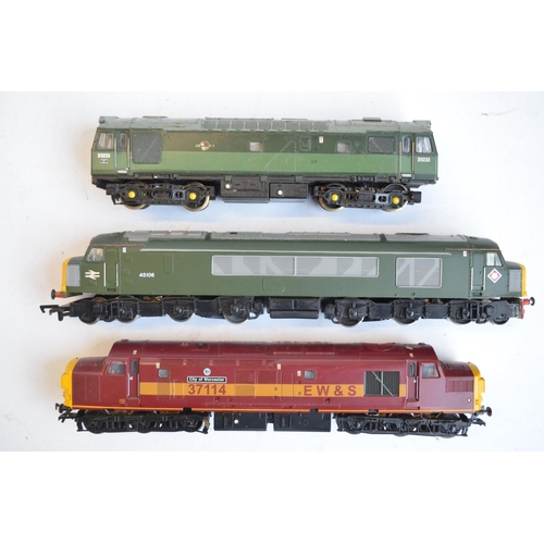 567 - Collection of well used OO gauge electric diesel locomotive models to include Bachmann 2 car DMU set... 