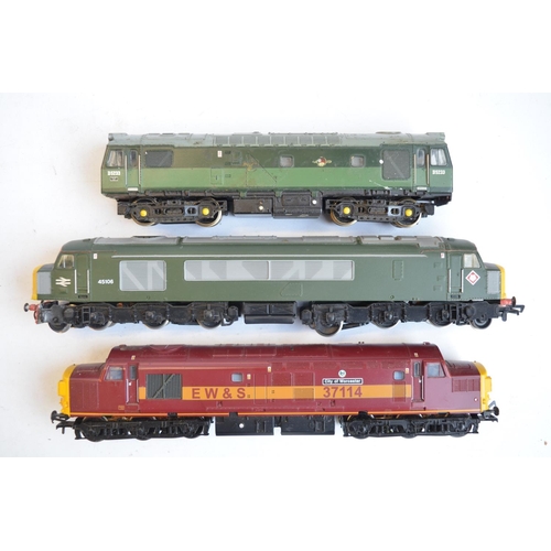 567 - Collection of well used OO gauge electric diesel locomotive models to include Bachmann 2 car DMU set... 