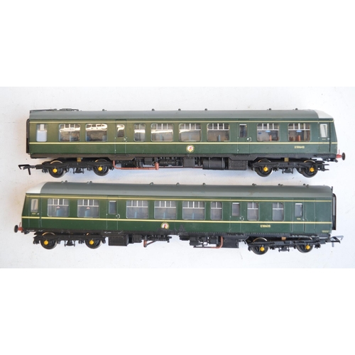 567 - Collection of well used OO gauge electric diesel locomotive models to include Bachmann 2 car DMU set... 