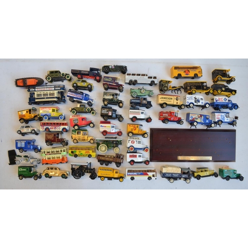 580 - Collection of boxed and unboxed model vehicles, various scales and manufacturers to include Lledo, O... 