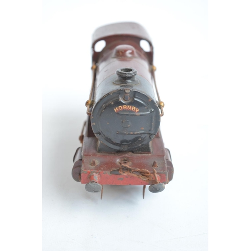 582 - Vintage Hornby Meccano tin plate clockwork train with 3 keys. Mechanism is corroded and in need of c... 