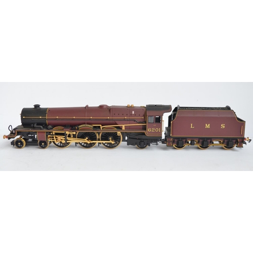 526 - Hornby OO gauge R2215 limited edition LMS 4-6-2 Princess Elizabeth electric locomotive model with te... 