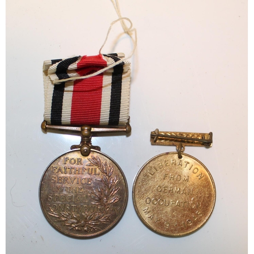 478 - Collection of Medals and badges from WWI WWII. British War Medal1914-18 awarded to John Wilson, On W... 