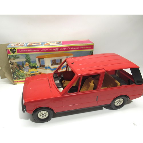 105 - Sindy Range Rover and Sindy Camper Van