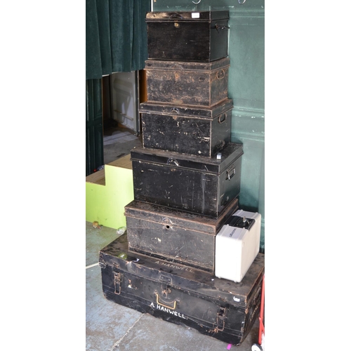 638 - Vintage metal trunk, five similar metal deed boxes and a Cathedral safe box with keys (7)