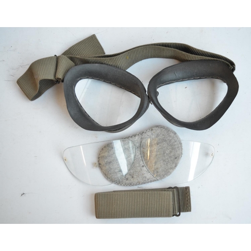 254A - A pair of boxed German World War 2 flying goggles by O.W.Wagener & Co, box dated 10/10/42 with spare... 