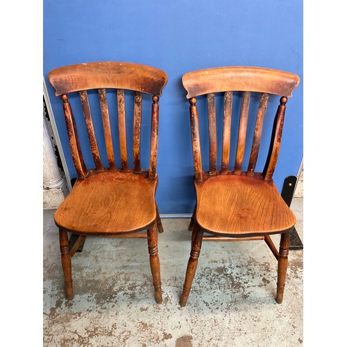 170 - Set of four Victorian beech and elm slat back kitchen chairs on turned supports, stamped R.D and a s... 