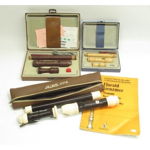 857 - Two cased Moeck recorders, in original Moeck cases and a Aulos Tenor E No.511 recorder (3)