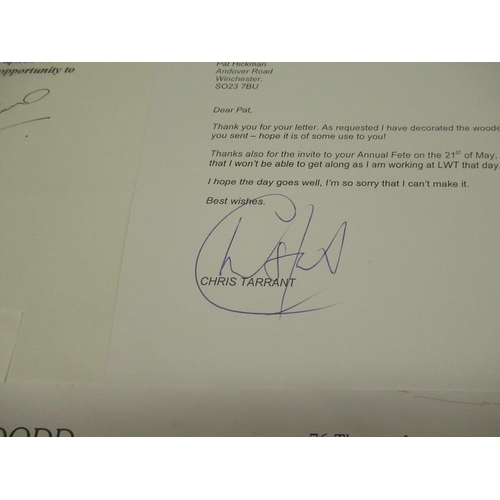 1286 - Collection of signed letters (some auto-pen) from Eamonn Holmes, Bill Tarmey, Eileen Derbyshire, Jer... 