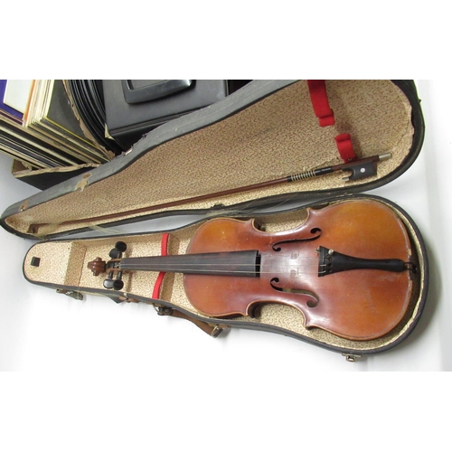 1291 - Unnamed cased violin with bow, and a collection of 45's, 78's and vinyl LPs predominantly Classical ... 