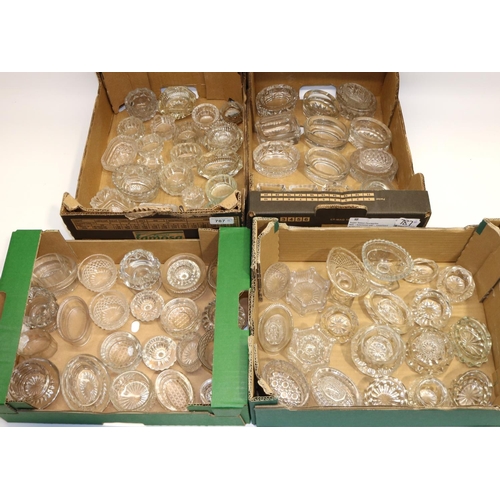 787 - Collection of C19th and later clear glass salts, to include cut and pressed examples (approx. 80)