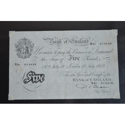 114 - Framed 1949 white English £5 note
