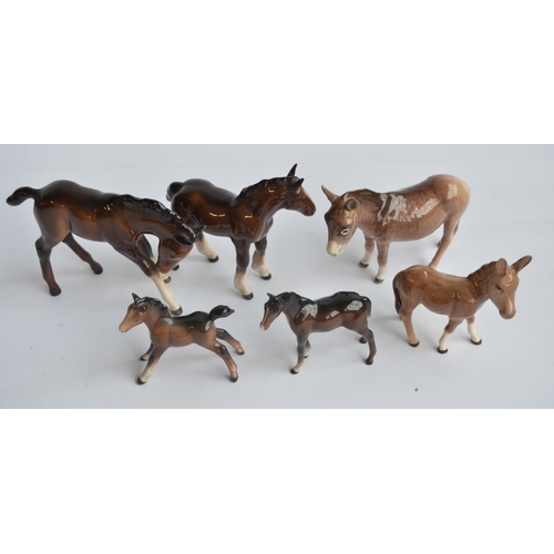 196 - Four Beswick ceramic horses and 2 donkey figurines, no damage or repairs noted. (6)