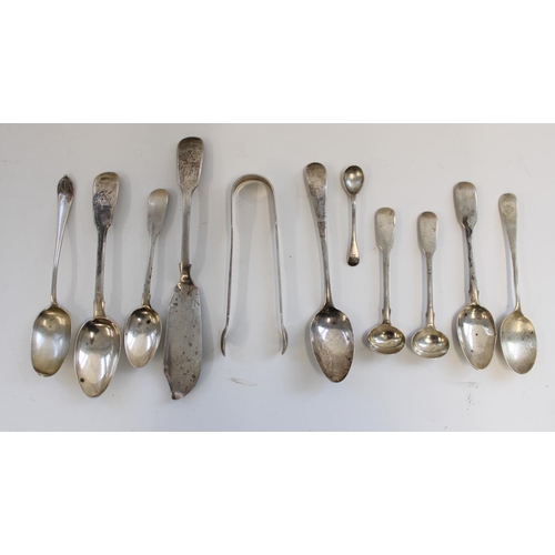 1332 - Hallmarked silver flatware incl. teaspoons, mustard spoons, sugar tongs etc. various makers and date... 