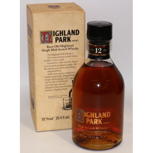 1290 - Highland Park Orkney, Rare Old Highland Single Malt Scotch Whisky, 12 Years Old, in old style bottle... 