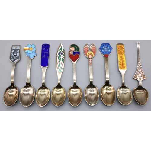 1080 - Collection of nine C20th Danish silver and enamel Christmas spoons for 1964-65, 1967-68, 1970, 1972-... 