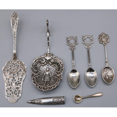 1085 - Collection of C19th and later Continental silver cutlery incl. Dutch strainer spoon, a cake slice bo... 