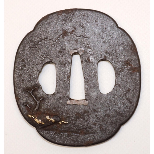 1202 - Japanese Nara iron Mumei tsuba to fit wakizashi, 18th century Edo period, with gilt and white metal ... 