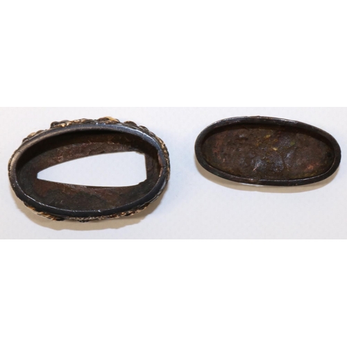 1217 - Japanese 18th century signed `Soheishi Nyudo Soten' Fuchi Kashira to fit katana, with farming villag... 