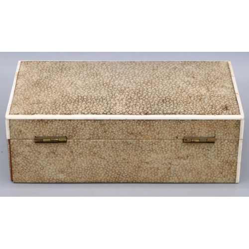 1153 - Edwardian rectangular cedar lined shagreen table cigarette box, stamped Made in England, W19cm D9.5c... 