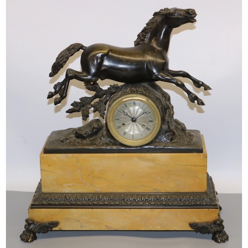 1256 - J. C. (Jaques) Cailly Paris - C19th French bronze and Sienna marble mantle clock, the case surmounte... 