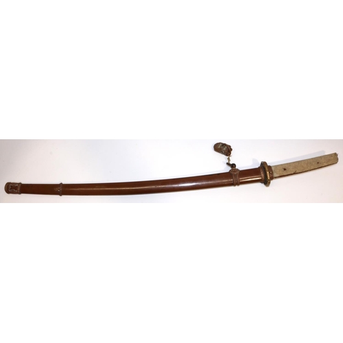 1182 - Japanese WWII officers katana, with signed 17th century 71cm ancestorial blade, `Hizen Kune Ju Fujiw... 