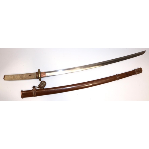 1182 - Japanese WWII officers katana, with signed 17th century 71cm ancestorial blade, `Hizen Kune Ju Fujiw... 