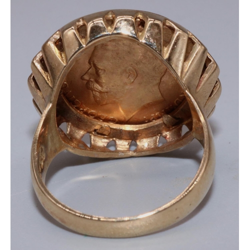 1049 - Geo.V 1915 half sovereign in 9ct yellow gold ring mount, stamped 375, size R1/2, 10.3g