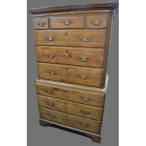 1399 - George 111 mahogany chest on chest, with dentil moulded cornice, with three short above three long d... 