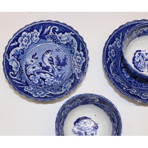 1111 - Early C19th blue & white pearlware tea set, printed with exotic birds in scale reserve panels on flo... 