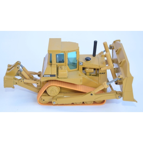 16 - Six diecast Caterpillar plant models, various scales (mostly 1/50) and manufacturers to include 4x N... 