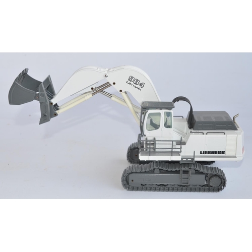 5 - Boxed highly detailed Conrad 1/50 scale diecast Liebherr R984C Litronic Hydraulic Excavator model (i... 