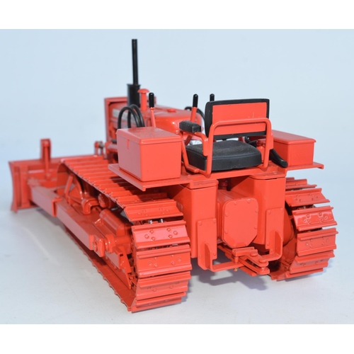 8 - Boxed SpecCast 1/16 scale highly detailed diecast Allis-Chalmers H-3 Crawler with Blade, working met... 