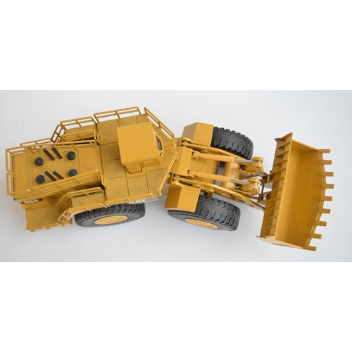 9 - Boxed NZG 1/50 scale diecast Caterpillar 994 Wheel Loader (Art No 366) in very good previously displ... 