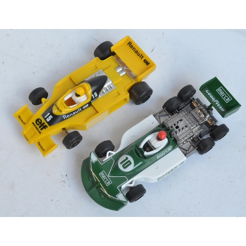 475 - Scalextric Formula 1 boxed set C658 (missing power unit), 2 boxed Change Over Lanes and chicane and ... 