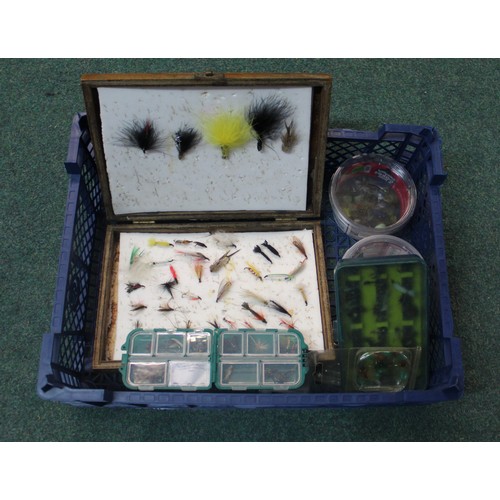 176 - Collection of fishing flies in wooden box of various flies and nymphs