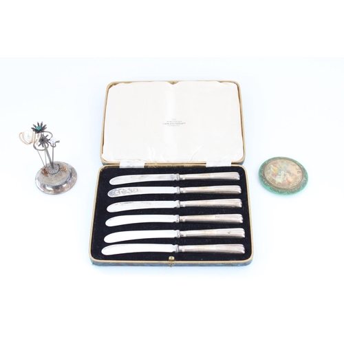 63 - Six cased Art Deco hallmarked silver butter knives with ribbed geometric handles, John Sanderson and... 