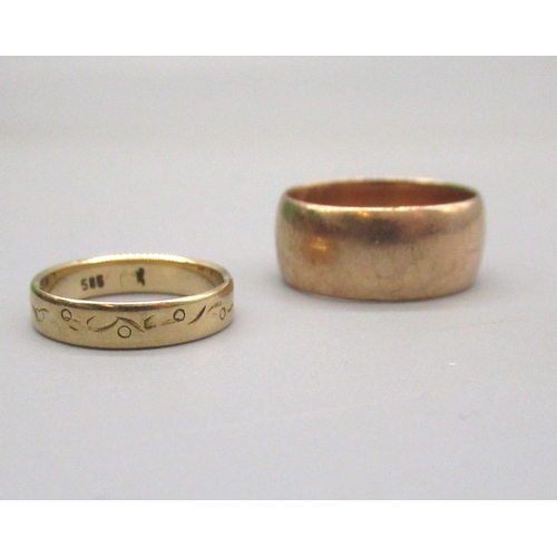 thumbnail image 2 of 9ct Yellow Gold Pair Of Plain Hinged Round Sleepers 13/14/16mm 375 Stamped NEW 2 of 3