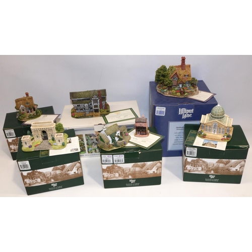 372 - Collection of boxed Lilliput Lane models, incl. 'Little Moreton Hall' L3187, 'Shades of Summer' L212... 